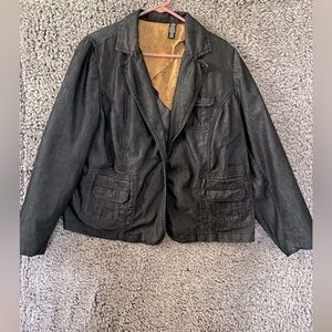 Women’s Denim Blazer Size 18 W in Excellent Used Condition